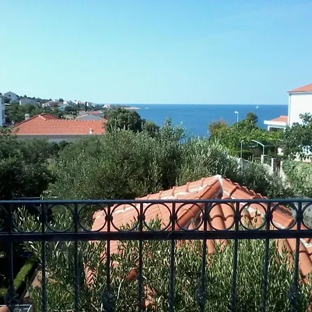 Apartment In With Seaview, Terrace, Wifi
