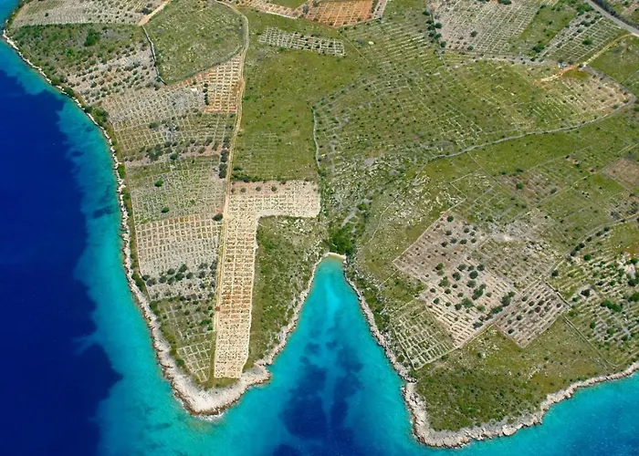 In With Seaview, Terrace, Wifi Appartement *