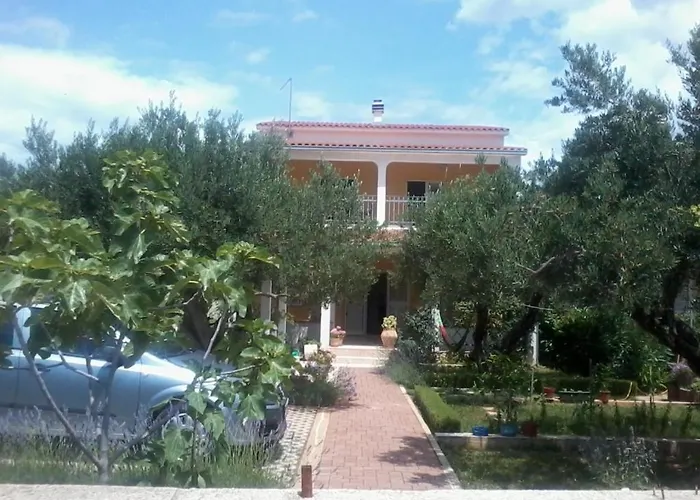 In With Seaview, Terrace, Wifi Ražanj